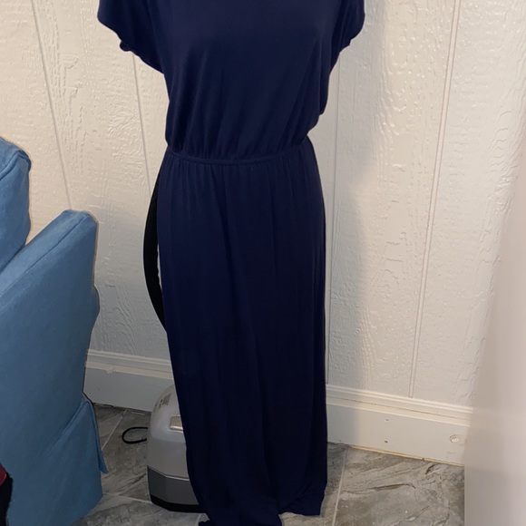 Maxi navy blue dress with slits on the bottom - Picture 2 of 6